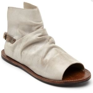 Matisse Wesley flats